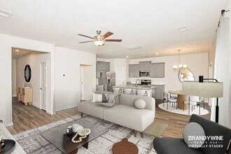 423 Stonyhurst Dr in Irmo, SC - Foto de edificio - Building Photo