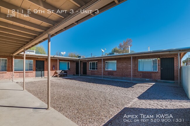1211 E 9th St-Unit -Unit 3 in Tucson, AZ - Foto de edificio - Building Photo