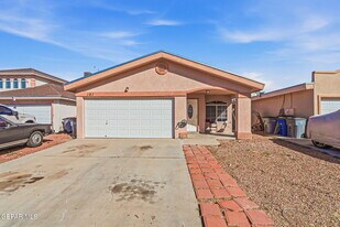 3836 Tierra Roca Pl in El Paso, TX - Building Photo