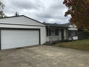 7405 E 56th St in Indianapolis, IN - Building Photo - Building Photo