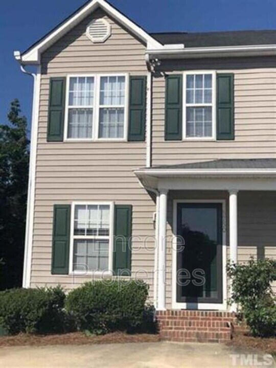 5750 Osprey Cove Dr in Raleigh, NC - Building Photo