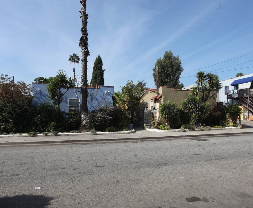 Harvard Court in Los Angeles, CA - Building Photo