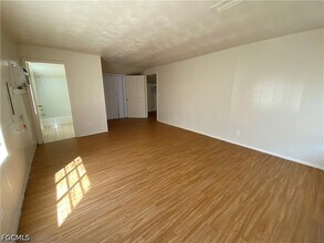 7656 Hart Dr in North Fort Myers, FL - Building Photo - Building Photo