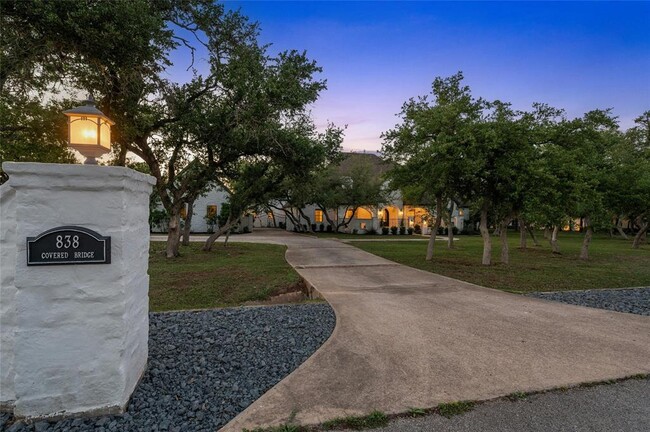 838 Covered Bridge Dr in Driftwood, TX - Building Photo - Building Photo