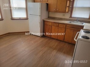 2606 S 69th St in Milwaukee, WI - Building Photo - Building Photo