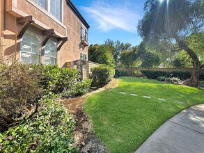26803 Degas Ln in Santa Clarita, CA - Building Photo - Building Photo