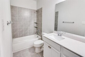 2073 Avondown Rd in Forney, TX - Building Photo - Building Photo