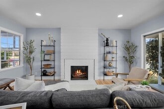 13204 Wilton Pl in Gardena, CA - Building Photo - Building Photo