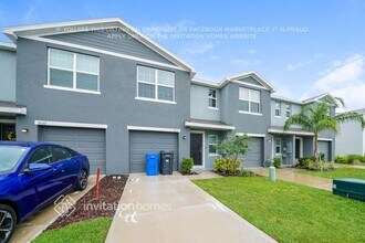 3655 Brownsville Pl in Tampa, FL - Foto de edificio - Building Photo