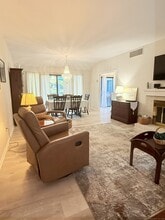 856 Heritage Vlg in Southbury, CT - Building Photo - Building Photo