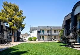 The Quails Apartments in Tucson, AZ - Building Photo - Building Photo