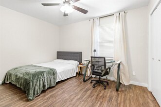 1421 S 12th St in Waco, TX - Building Photo - Building Photo