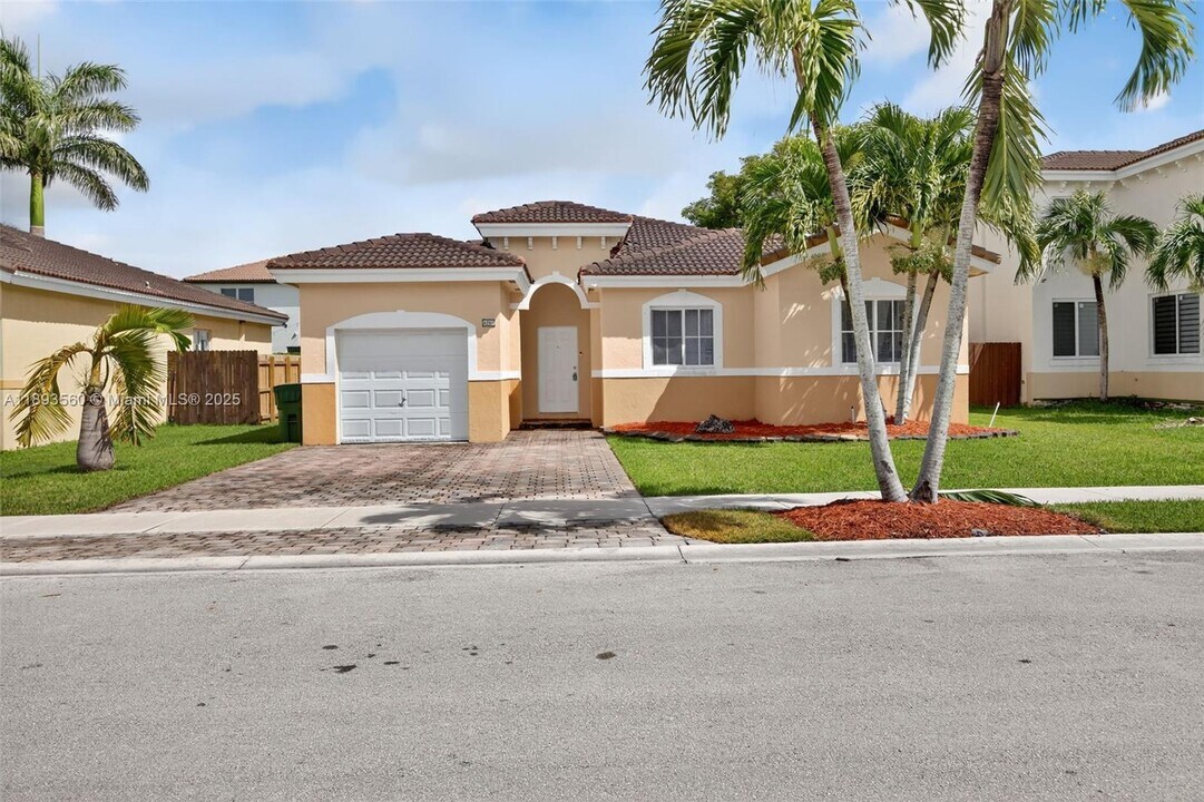 4281 NE 16th St in Homestead, FL - Building Photo