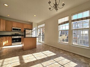 15334 Elizabeth Burbage Loop in Woodbridge, VA - Building Photo - Building Photo