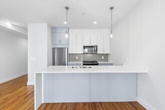 181 Bennington St in Boston, MA - Building Photo - Building Photo