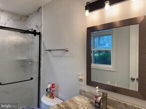 933 Golden W Way in Lusby, MD - Building Photo - Building Photo