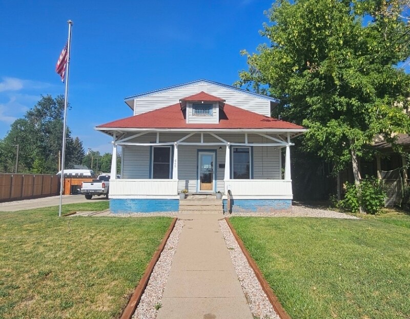 645 Grant Ave in Loveland, CO - Foto de edificio