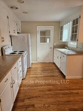 260 N Knights Bridge Rd in Canby, OR - Building Photo - Building Photo