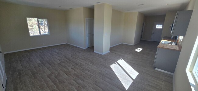 12168 B St in Trona, CA - Building Photo - Building Photo