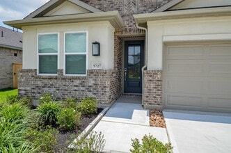 9727 Rialto Hts Dr in Cypress, TX - Building Photo - Building Photo