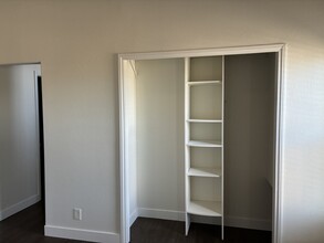 3080 Lindero St in Phelan, CA - Building Photo - Building Photo