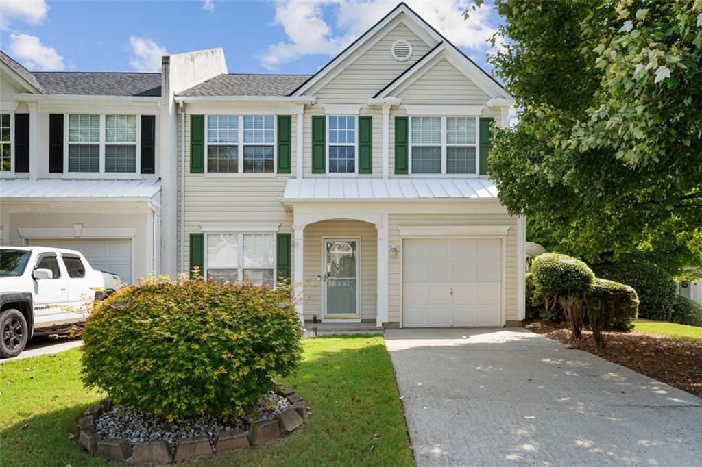 5351 Medlock Corners Dr in Norcross, GA - Foto de edificio