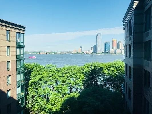 70 Battery Pl in New York, NY - Building Photo - Building Photo
