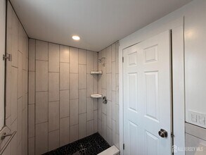 1020 Raritan Ave in Highland Park, NJ - Building Photo - Building Photo