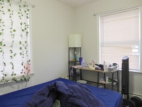 25 Rockledge St, Unit 1 in Boston, MA - Building Photo - Building Photo