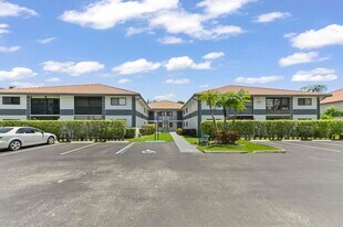 15234 Lakes of Delray Blvd in Delray Beach, FL - Building Photo