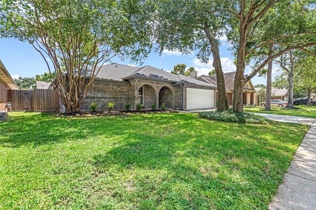 7726 Gablepoint Dr