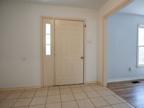 12013 Amber Meadows Ln in Midlothian, VA - Building Photo - Building Photo