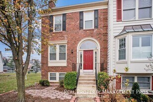 6154 Joust Ln in Alexandria, VA - Building Photo