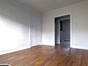 2332 N Spaulding Ave in Chicago, IL - Building Photo - Building Photo