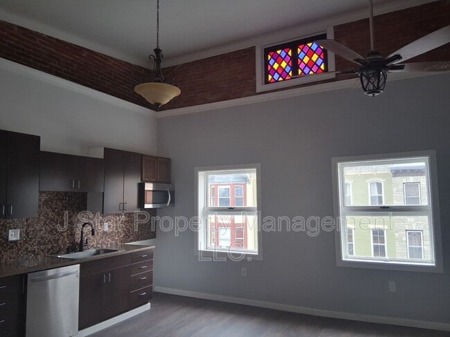 property at 112 S 6th St