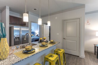 The Pointe at West Lake in Houston, TX - Foto de edificio - Building Photo