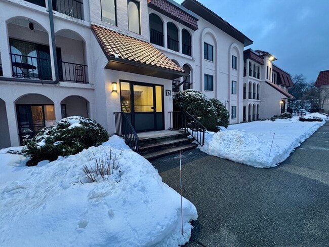 property at 685 Oak St