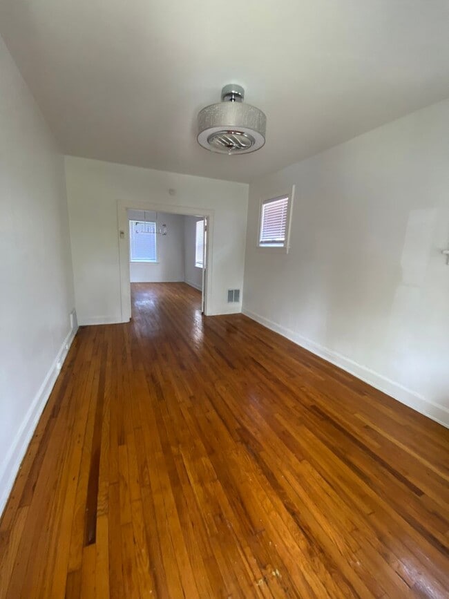 2129 Rosebud Ave in St. Louis, MO - Building Photo - Building Photo