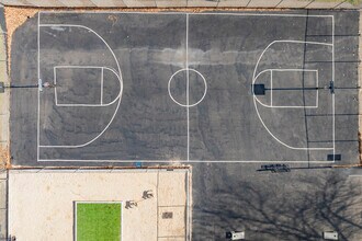 Casper Village in Casper, WY - Foto de edificio - Other