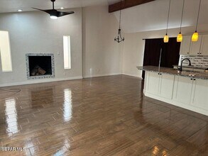 129 S Apache Gold Lp in Santa Teresa, NM - Building Photo - Building Photo