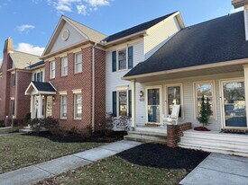 5430 Oxford Dr in Mechanicsburg, PA - Building Photo