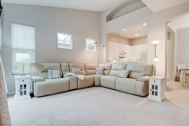 14 Celano Ct in Newport Beach, CA - Building Photo - Building Photo