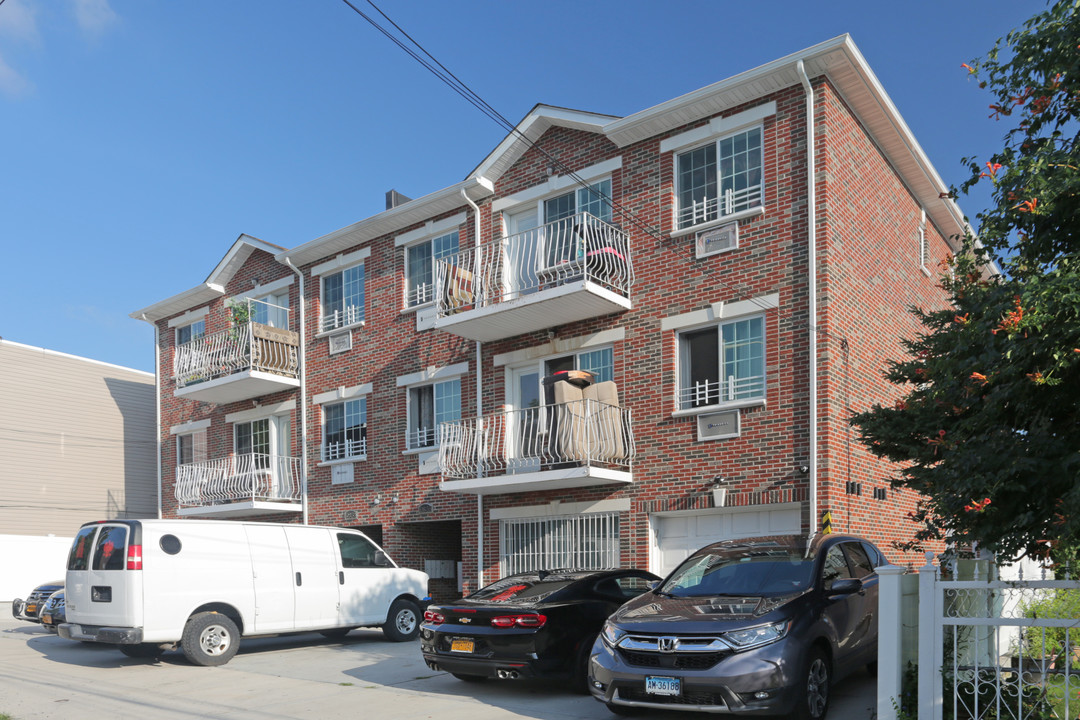 10853-10855 49th Ave in Corona, NY - Building Photo