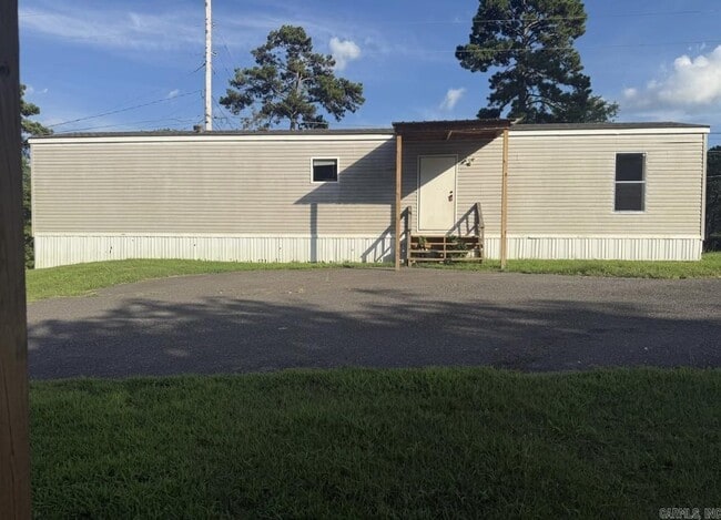 100 Springwood Rd in Piney, AR - Foto de edificio - Building Photo