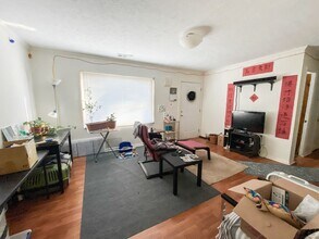 3 Bedroom and 1 bathroom home in West Lafayette, IN - Building Photo - Building Photo