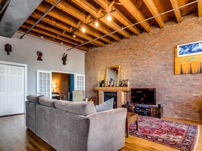 126 Webster Ave in Jersey City, NJ - Foto de edificio - Building Photo