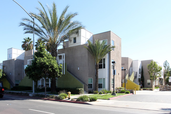 Creekside Trails in San Diego, CA - Building Photo - Building Photo