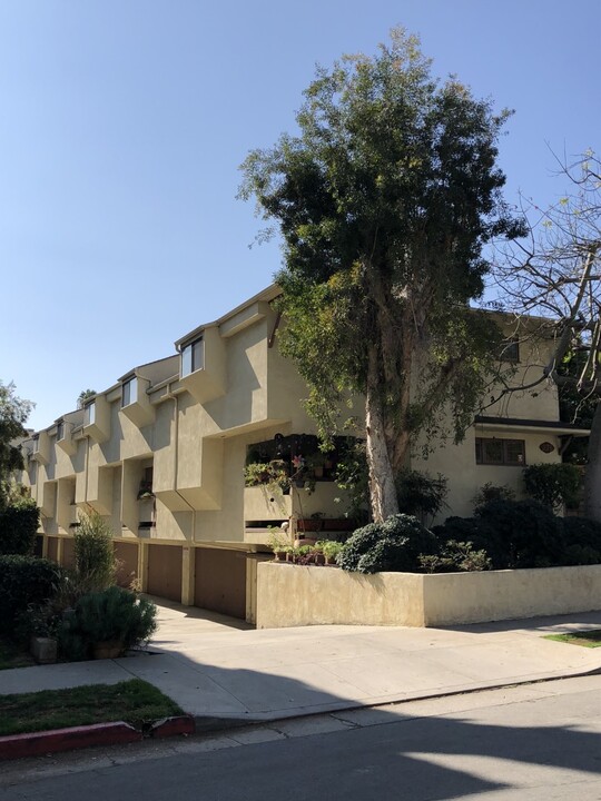 276 E Bellevue Dr in Pasadena, CA - Foto de edificio