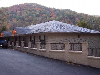 Dorchester Place Apartments in Gatlinburg, TN - Building Photo - Building Photo