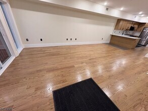 438 S 11th St in Newark, NJ - Building Photo - Building Photo